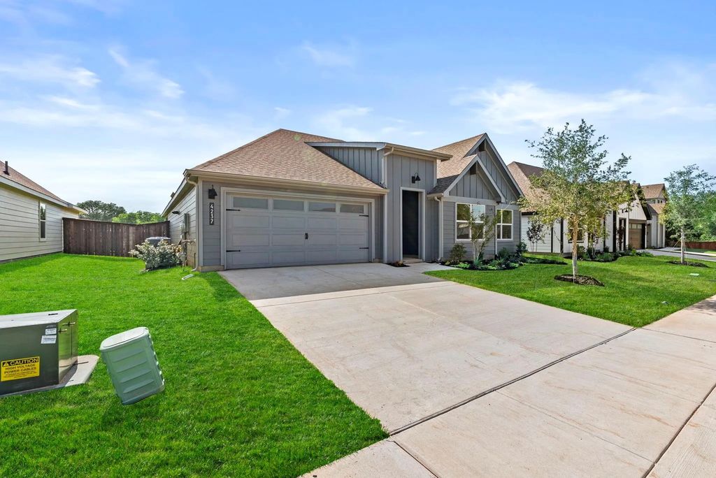 4237 Cornerstone Circle, Granbury