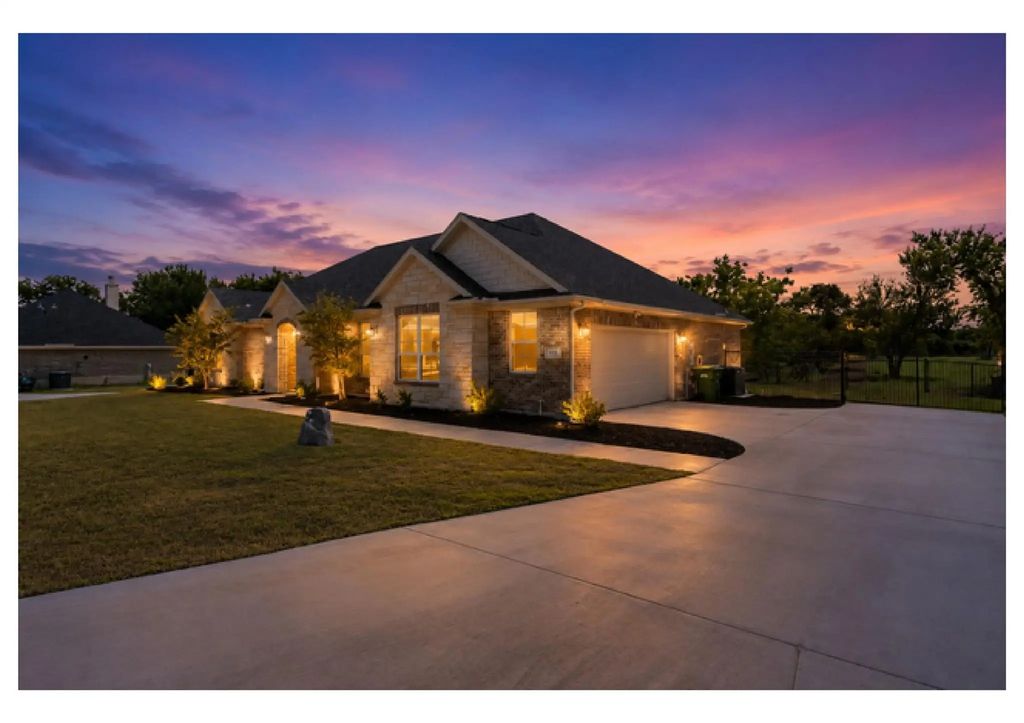 113 Cooper Court, Springtown