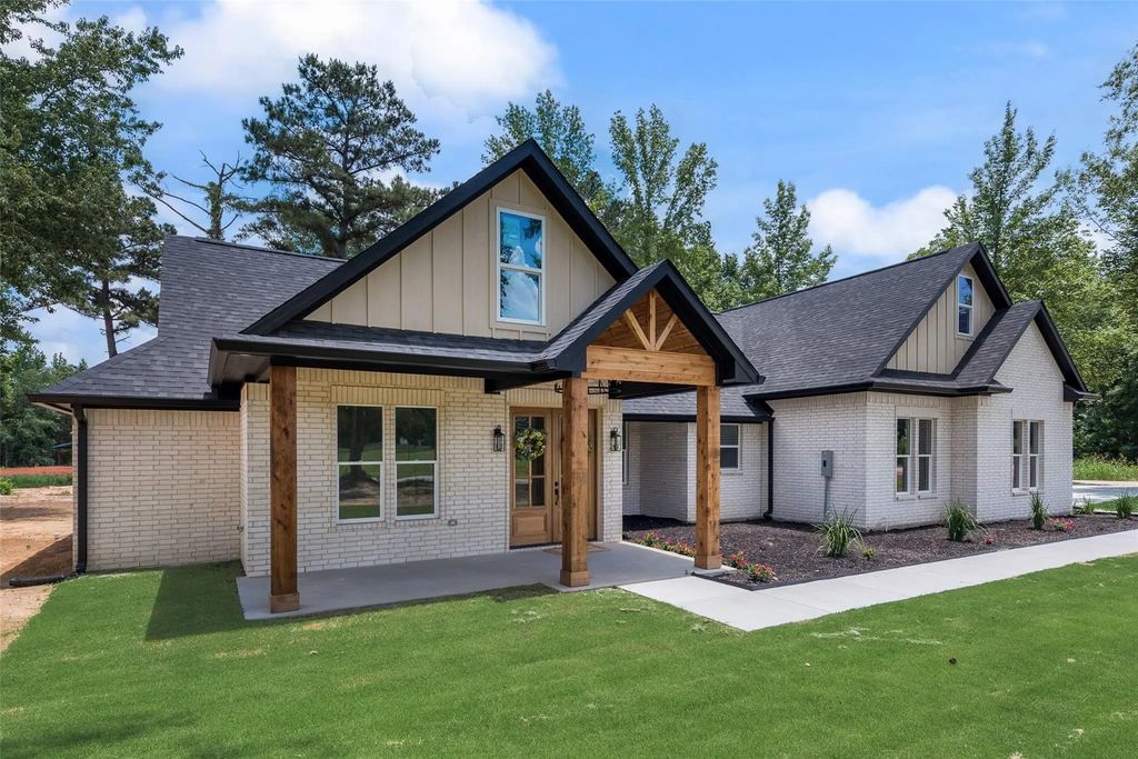 17404 County Road 479, Lindale