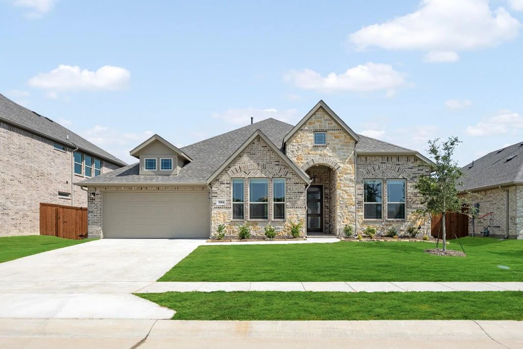 1004 Goldenrod Drive, Justin