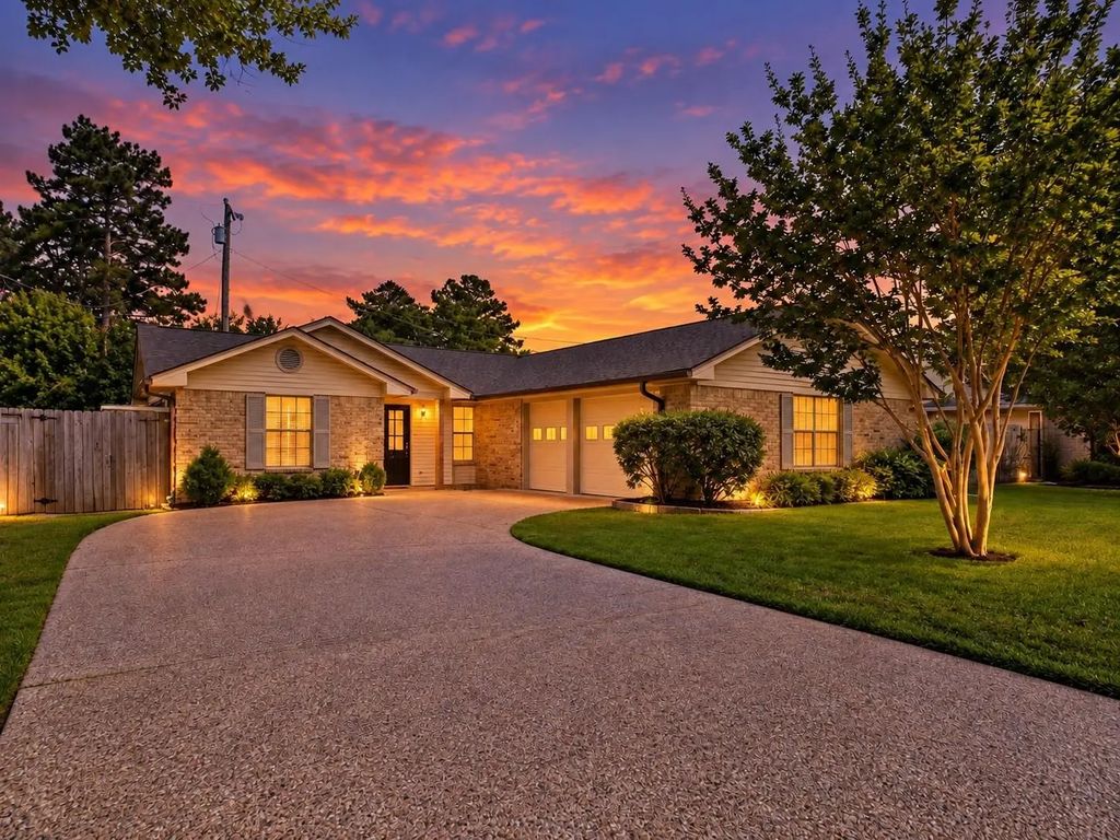 782 Southwood Drive, Athens