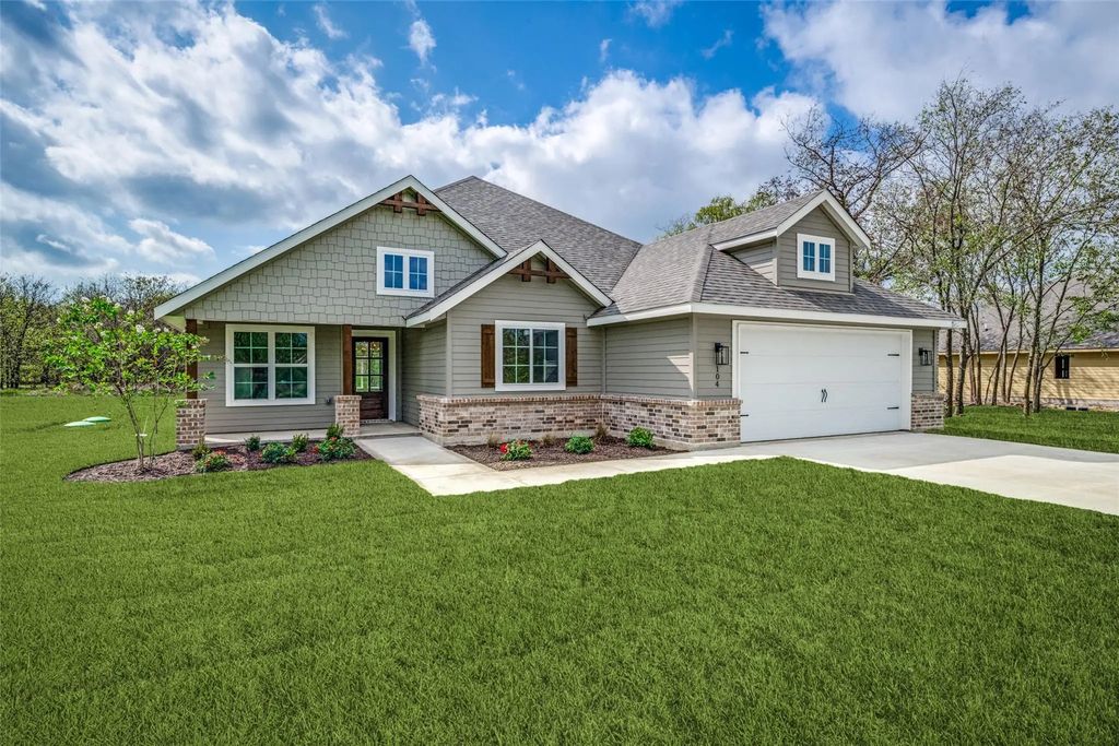 104 Ranchview, Valley View