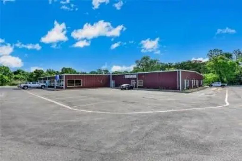 4006 Texoma Pkwy - 108, Denison