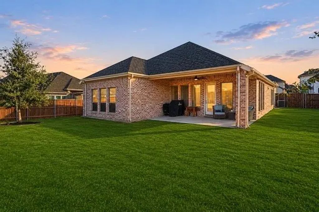 2084 Roquette Drive, Haslet