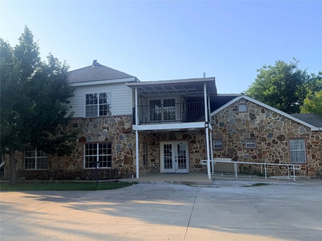 1009 N Tennessee Street, McKinney