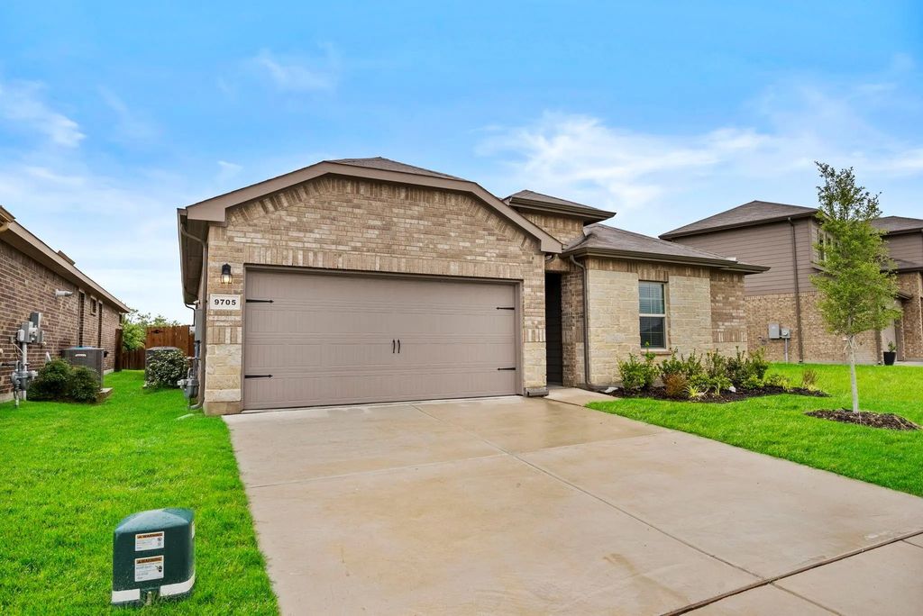 9705 Austin Hollow Road, Crowley