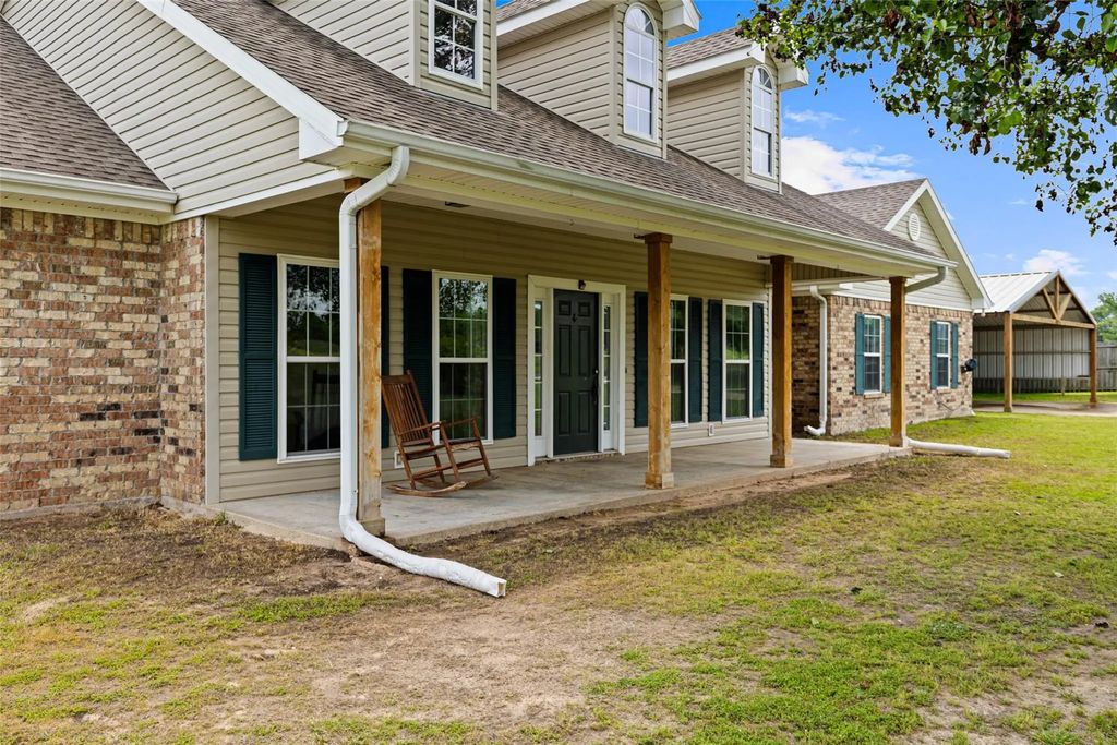 152 Black Hawk Lane, Gilmer