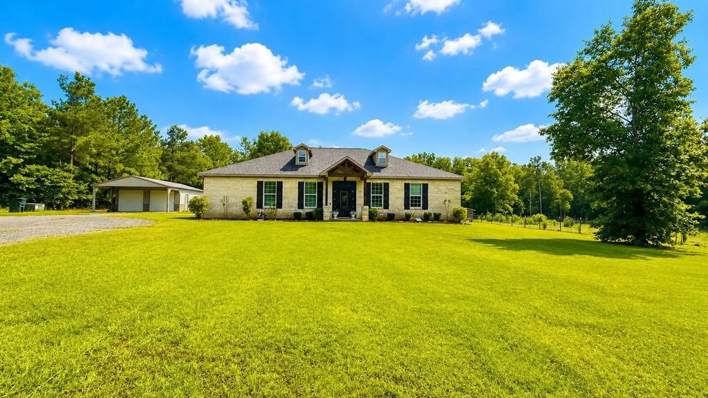 637 Cr 151, Carthage