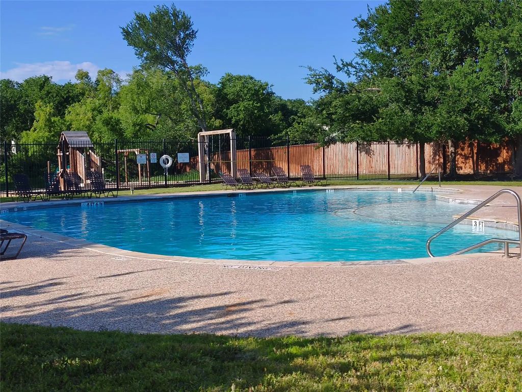 406 Stanley Falls Drive, Anna