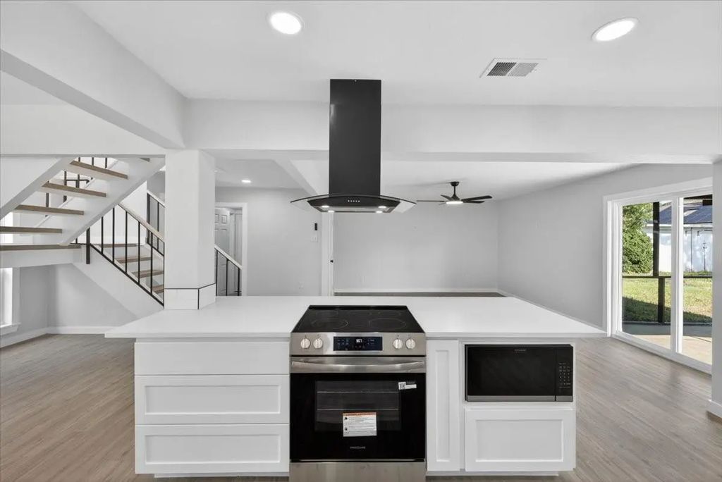901 Huntington Drive, Lewisville