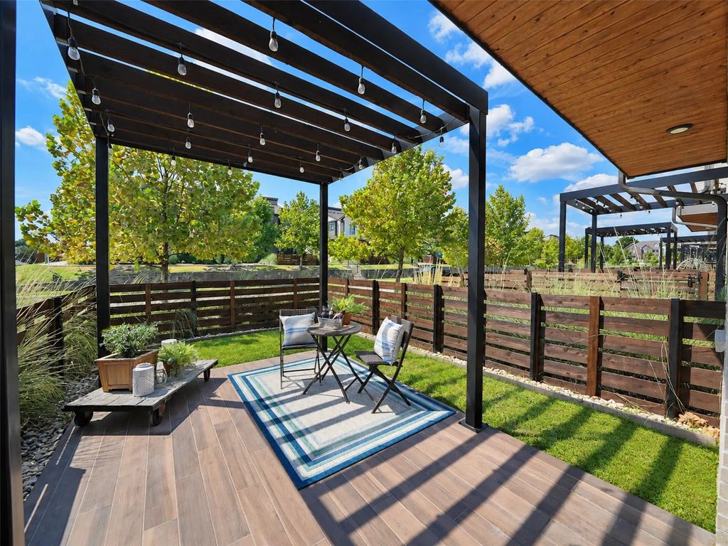 800 Emerling, McKinney
