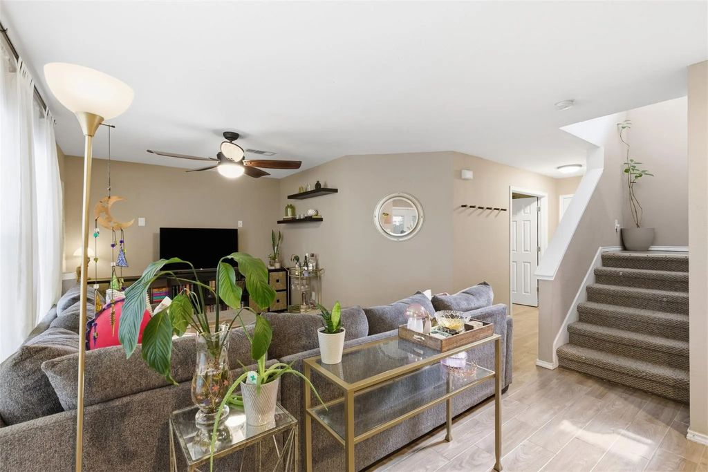 2313 Southway, Denton