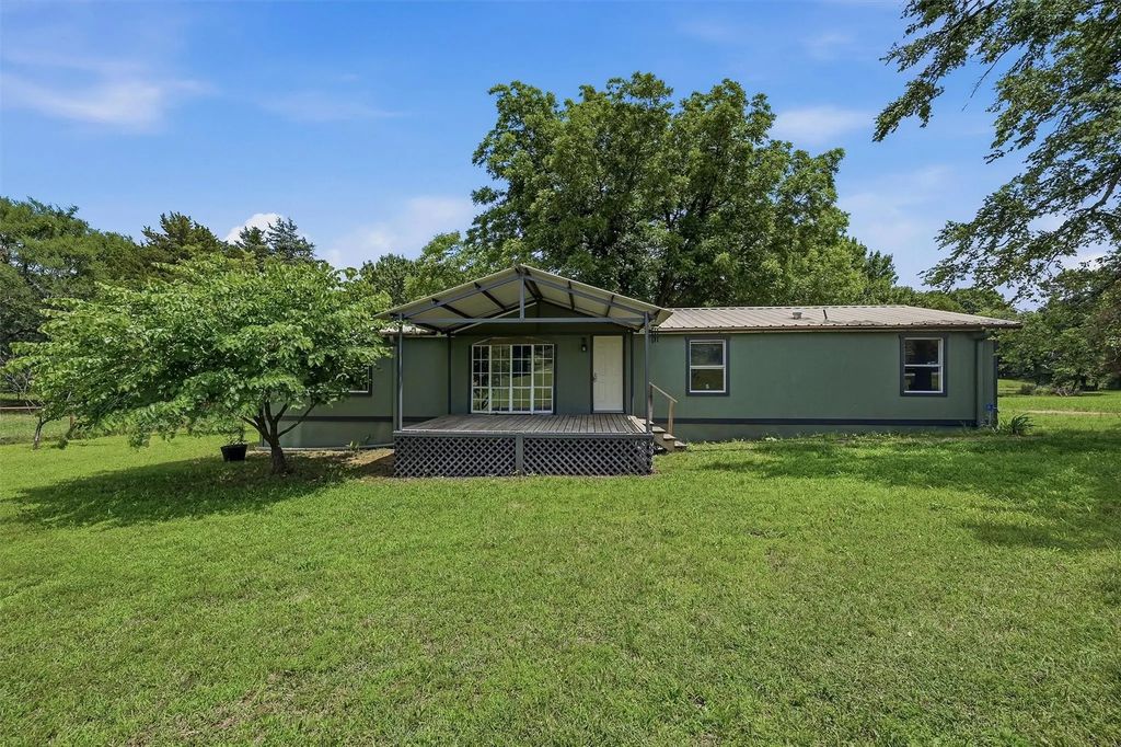 150 Gilbreath Road, Sadler