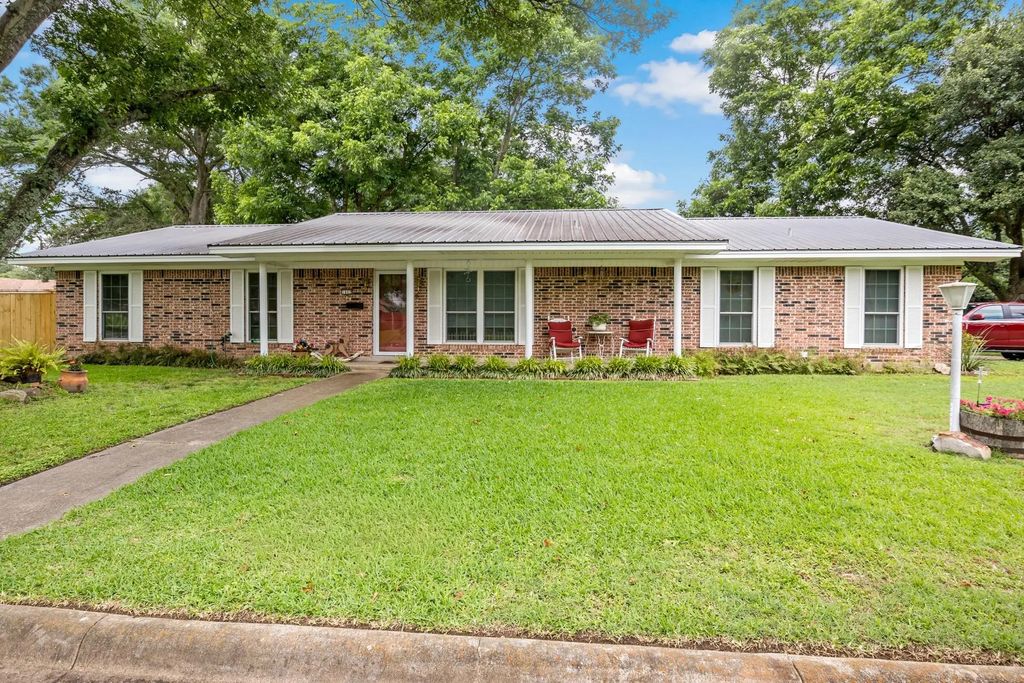 1002 S Lide Avenue, Mount Pleasant