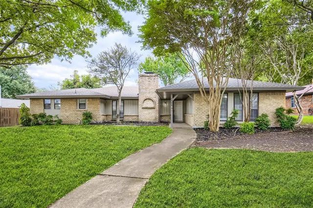 1724 Midcrest Drive, Plano
