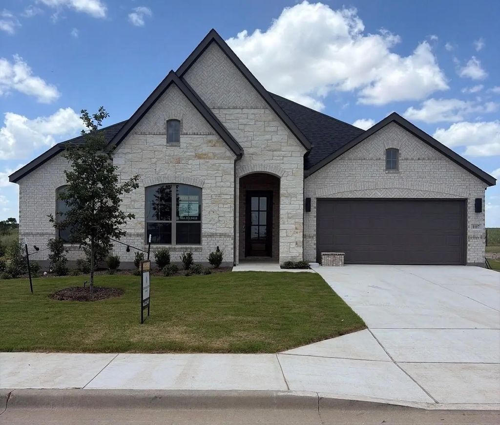 1117 Dillinger Road, Hewitt