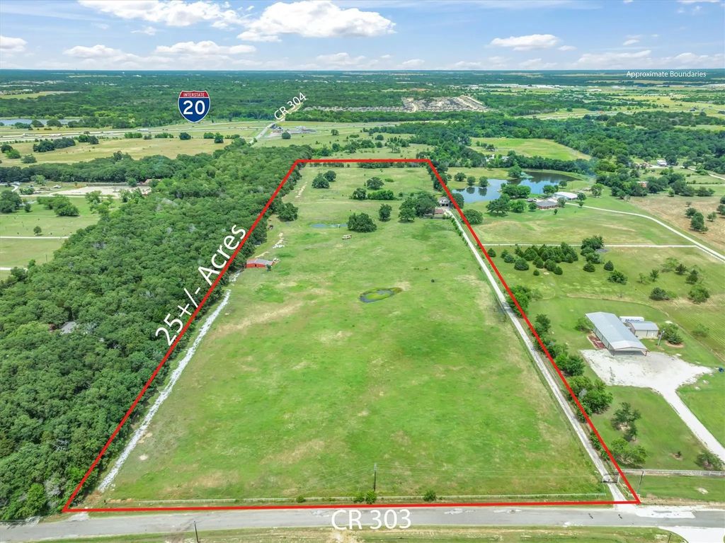 1576 County Road 303, Terrell