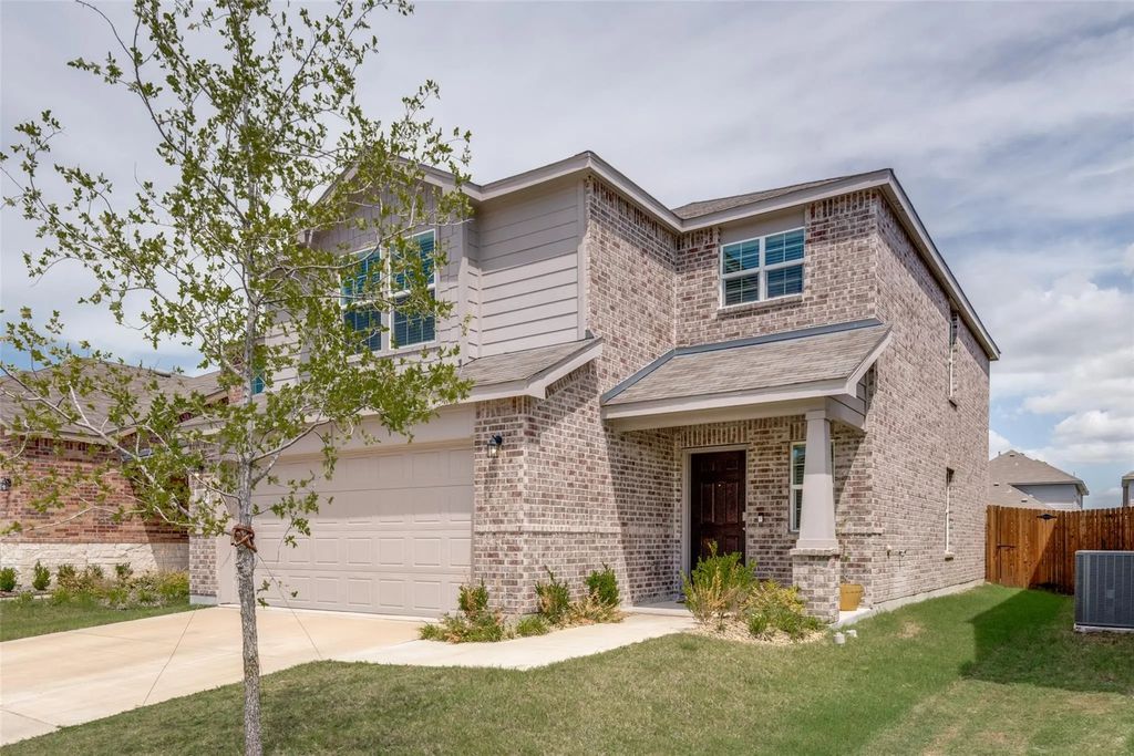 1637 Ackerly Drive, Forney