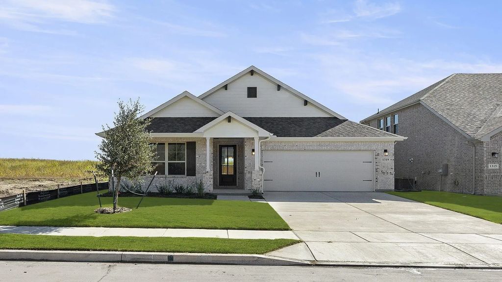 2727 Teton Street, Corinth