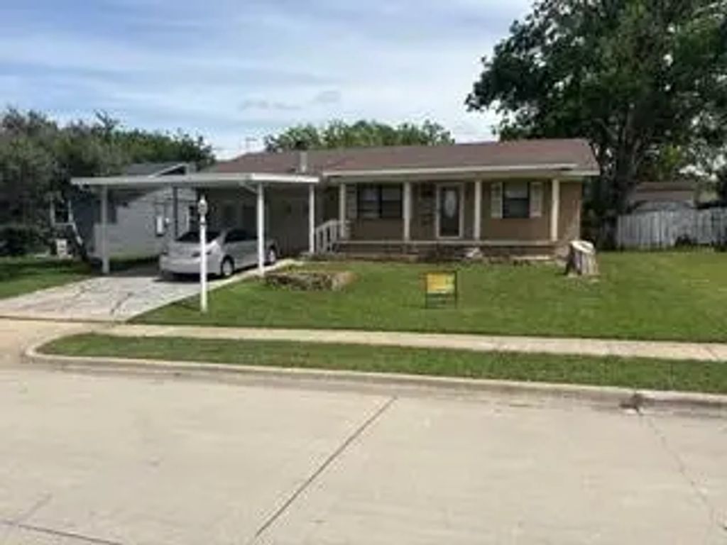 204 Sesame Drive, Mesquite