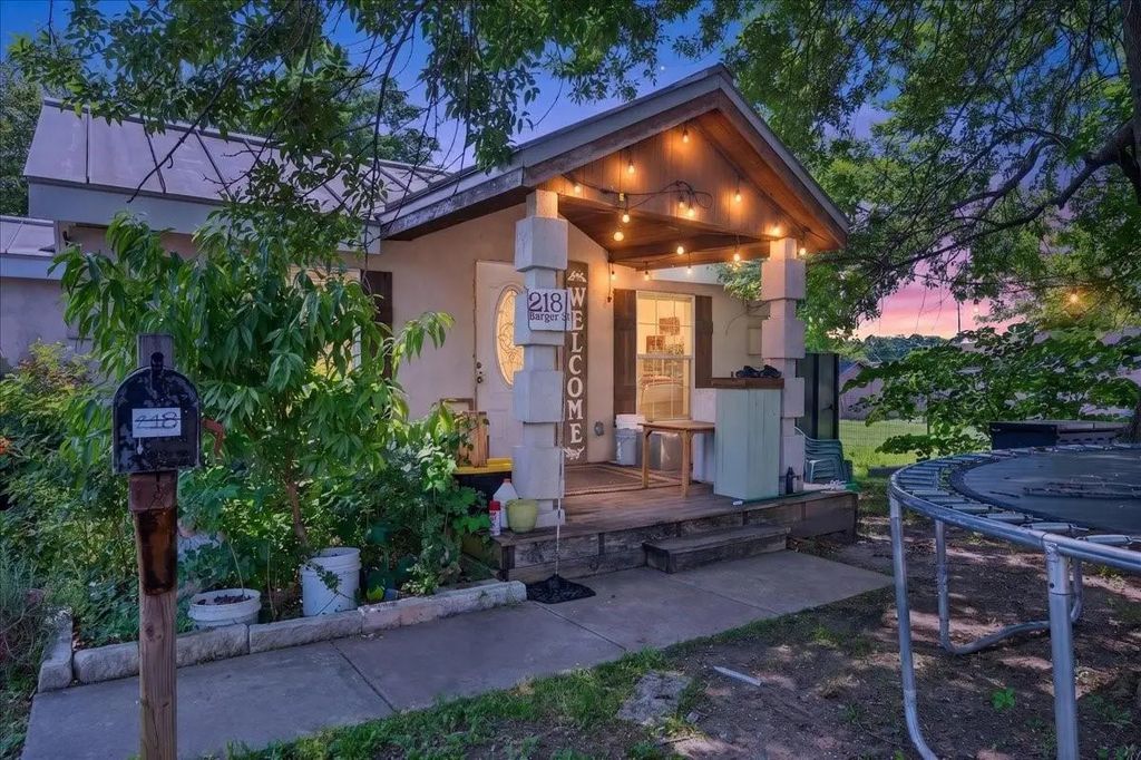 218 Barger Street, Garland