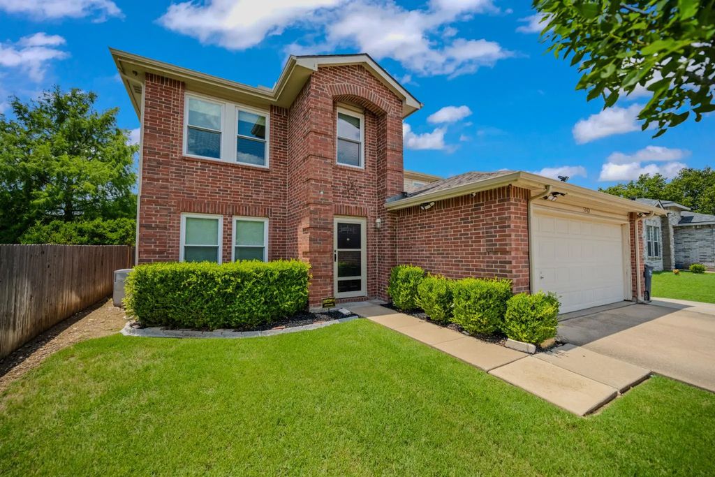 5312 Emmeryville Lane, Fort Worth