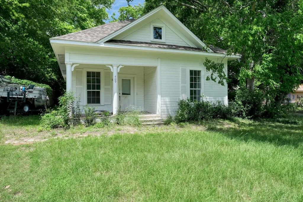 409 S Boyd Street, Lindale