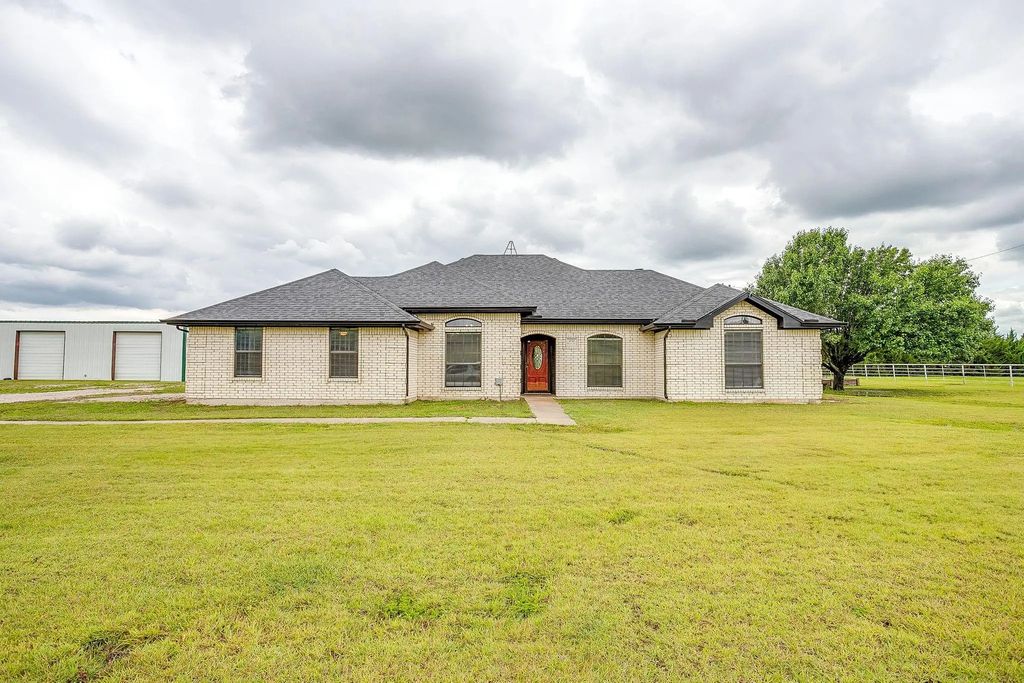 1050 Hampel Road, Palmer