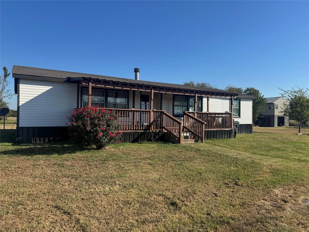 320 Vz County Road 3814, Wills Point