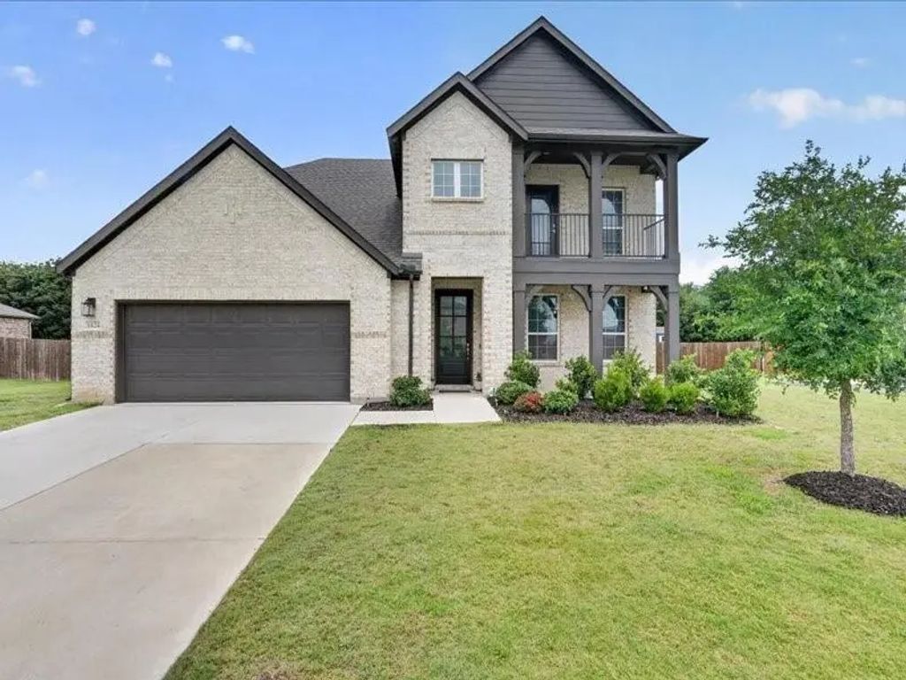 1624 Pavin Lane, Fort Worth