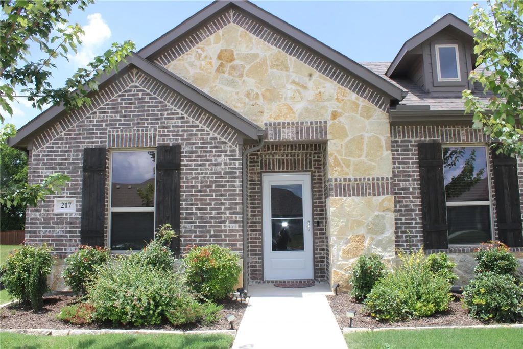 217 Foreman Drive, Midlothian