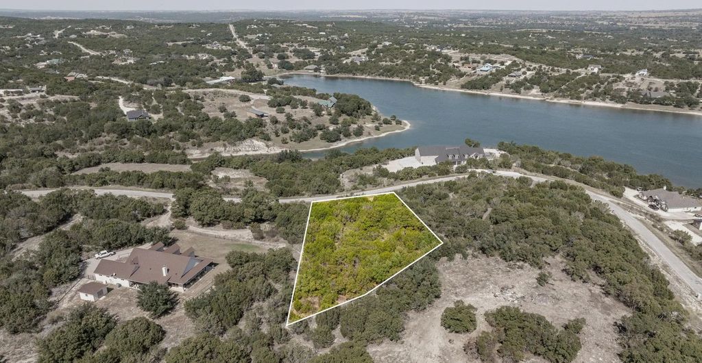 3035 Beacon Lake Drive, Bluff Dale