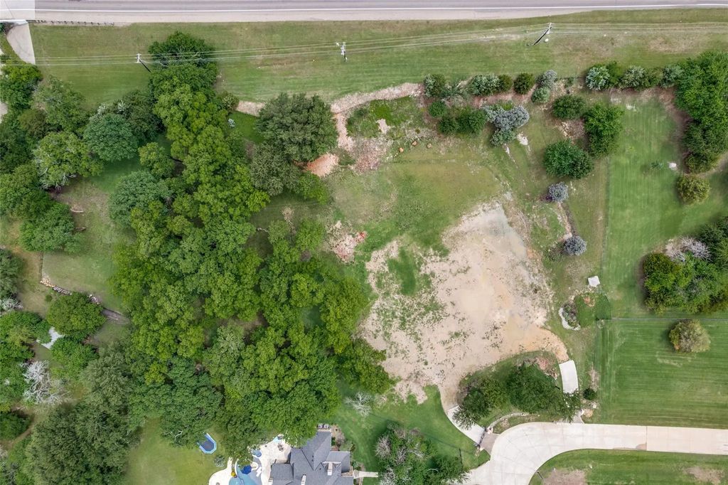 2627 Twelve Oaks Lane, Celina