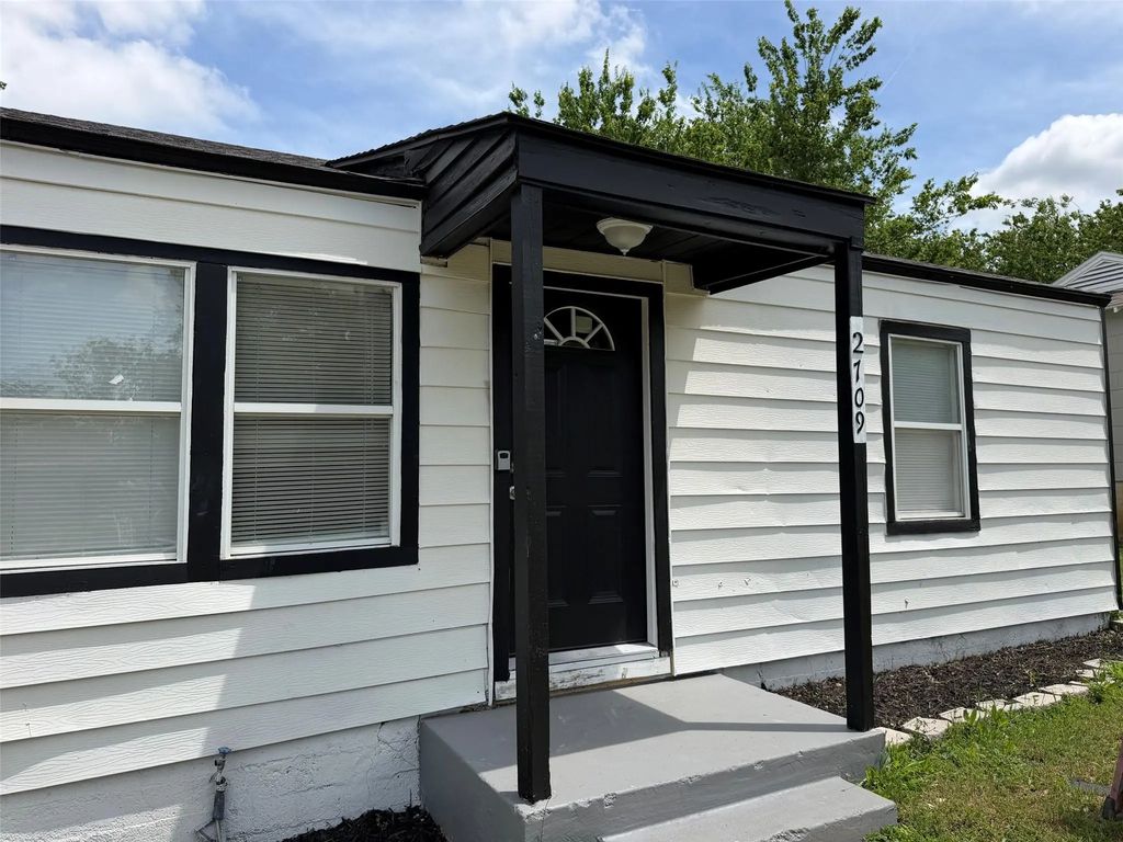2709 Hanger, Fort Worth