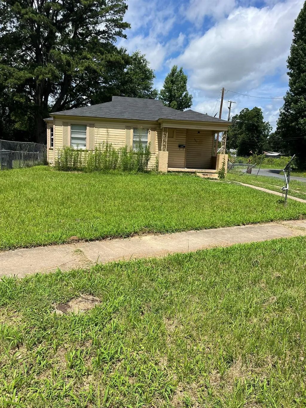 5902 Canal Boulevard, Shreveport