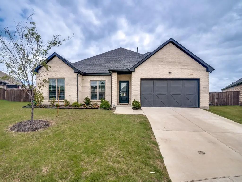 439 Cyprus Grove, Lavon