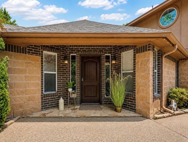 408 Milla Lane, Euless