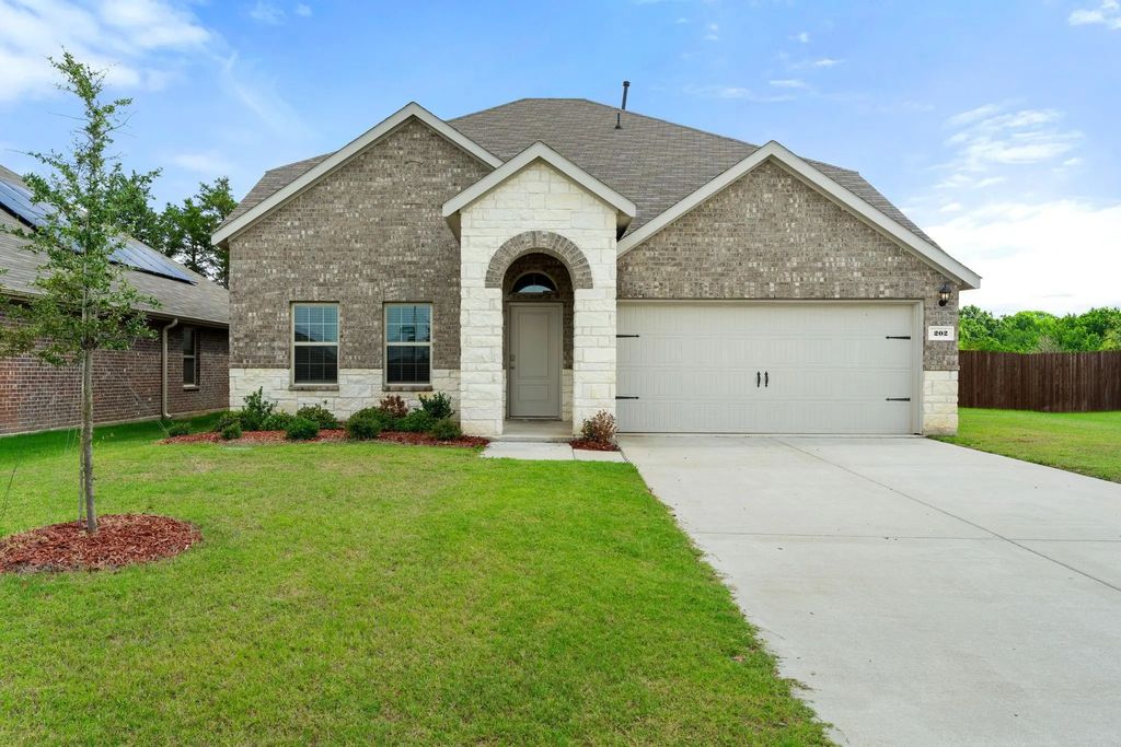202 Ashbrook Drive, Caddo Mills