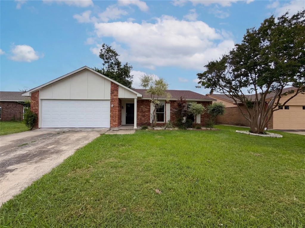 3920 Hunters Trail, Mesquite