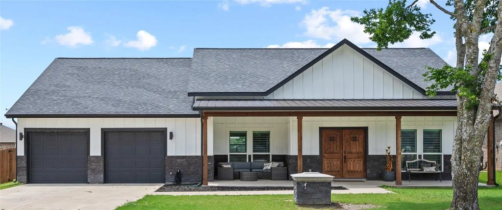 7825 Cupp Court, Fort Worth