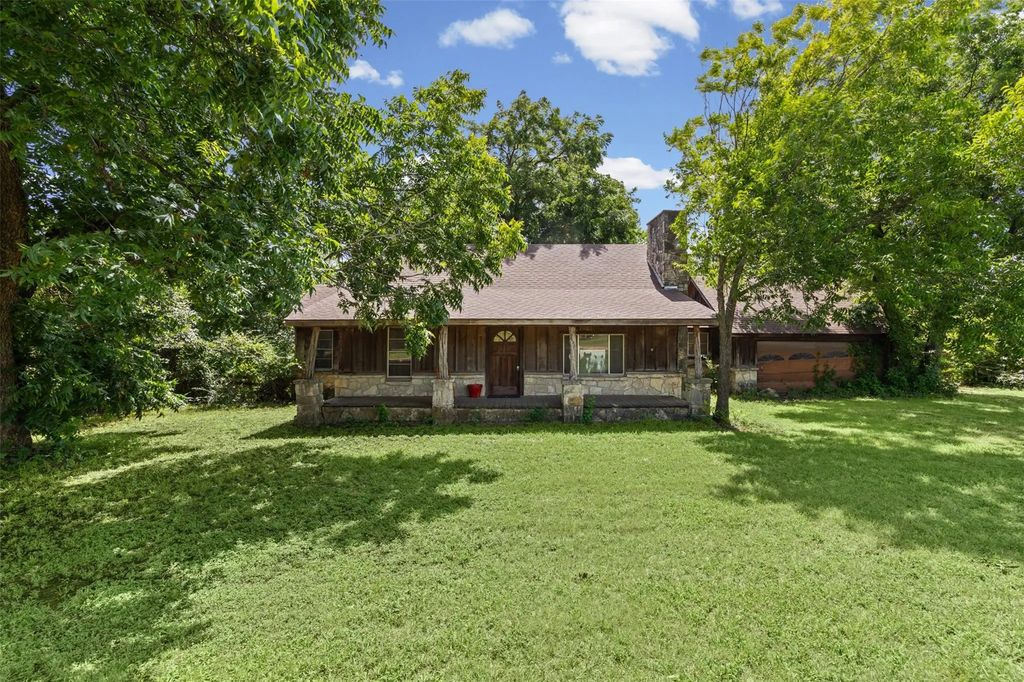 8401 Fm 2738, Burleson