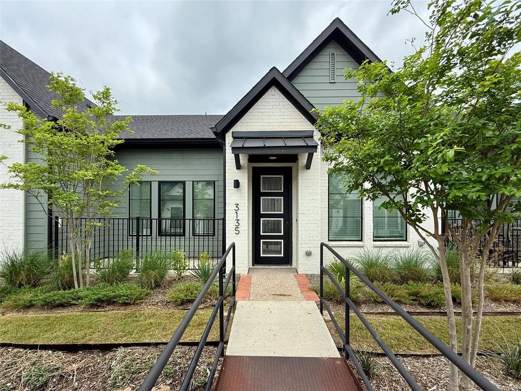 3125 Winter Rose Way Rr # 55, Arlington