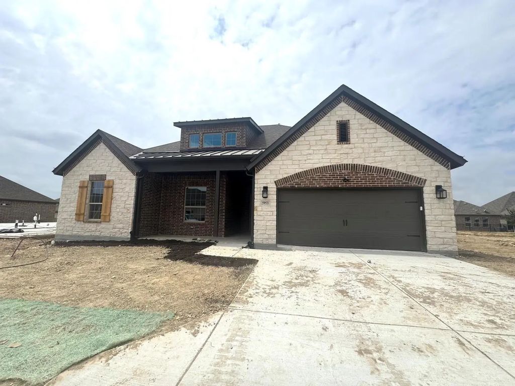 5953 Carmona Trail, Fort Worth