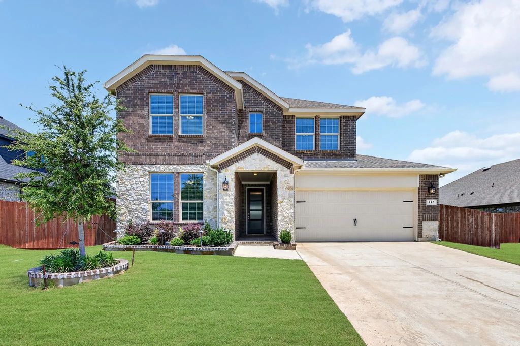 920 Arkan Lane, Fort Worth