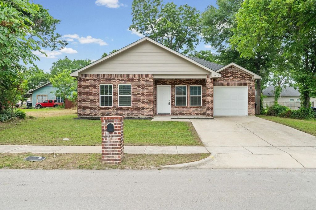 2812 Bourland Street, Greenville