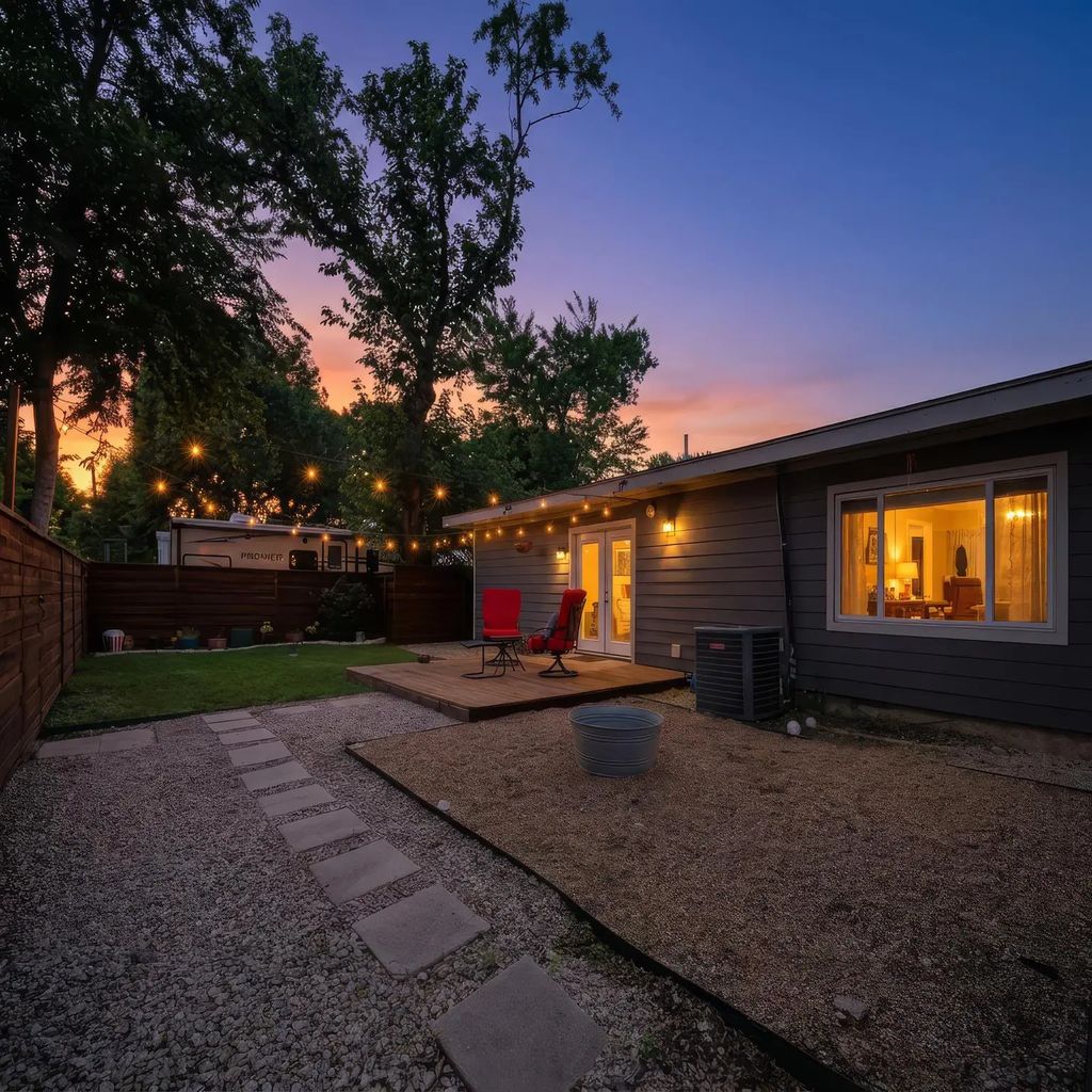 10447 Sylvia Drive, Dallas