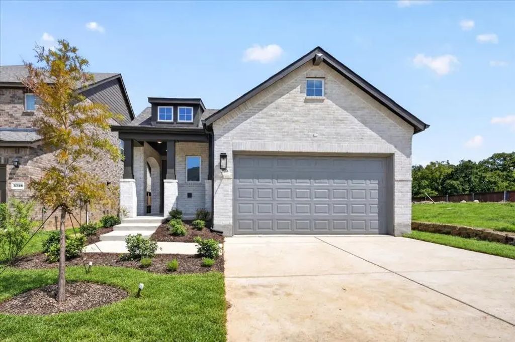 3710 Southbend Drive, Denison