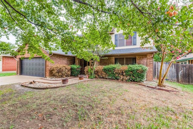 2104 Bershire Drive, Flower Mound