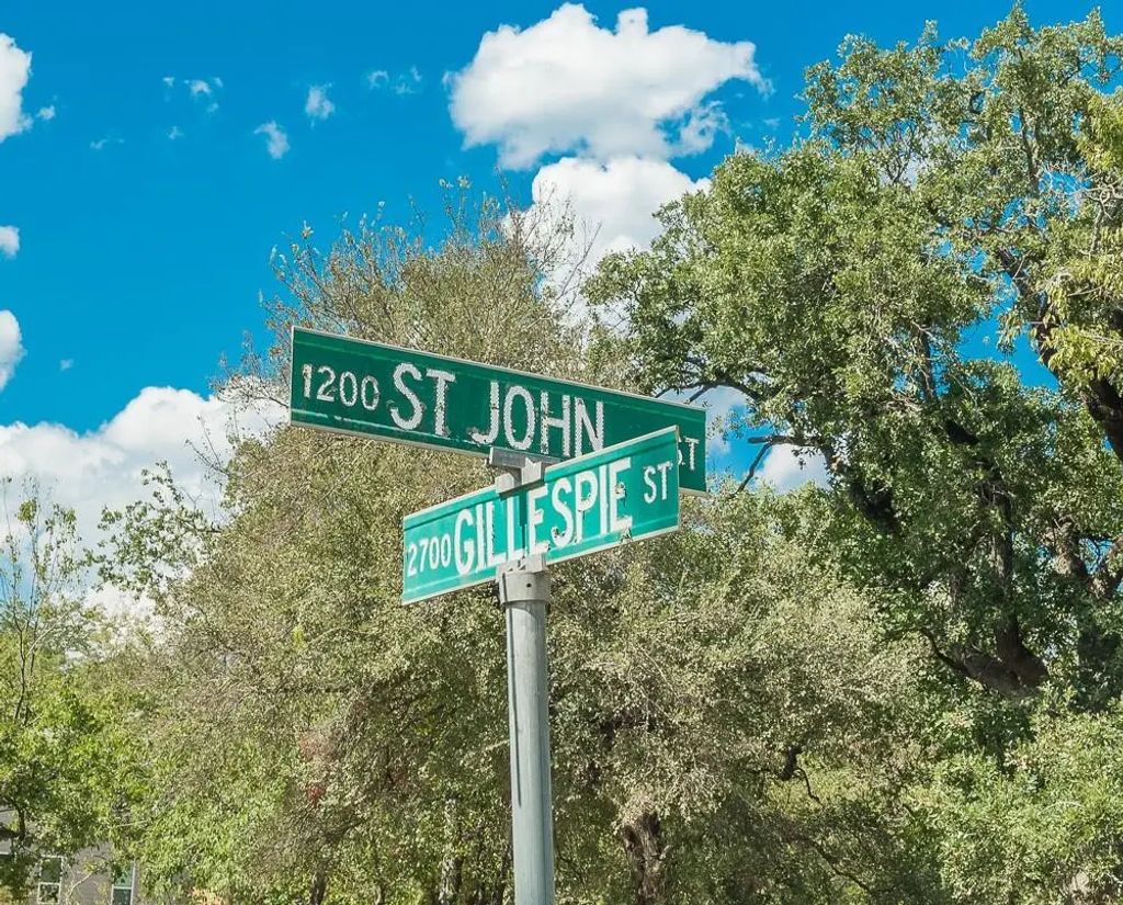 1218 Saint John Street, Greenville