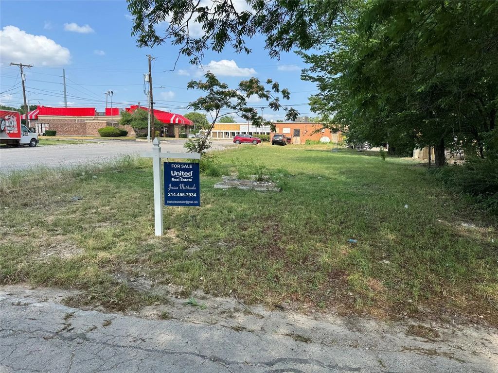 114 Grant Street, Garland